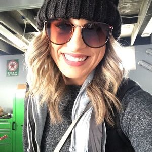 Meet your Posher, Marlana